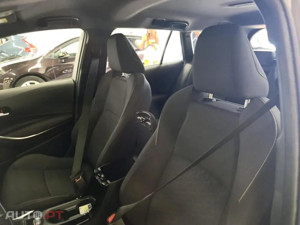 Toyota Corolla Touring Sports 1.8 Hybrid Comfort