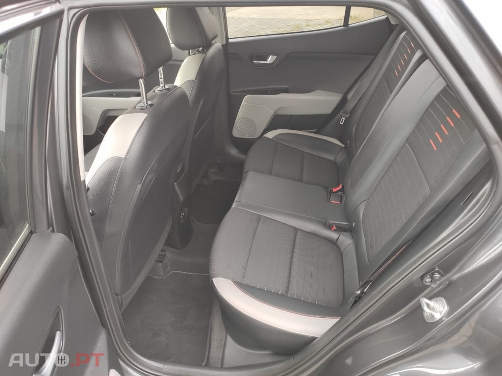 Kia Stonic 1.0 T-GDI Tech