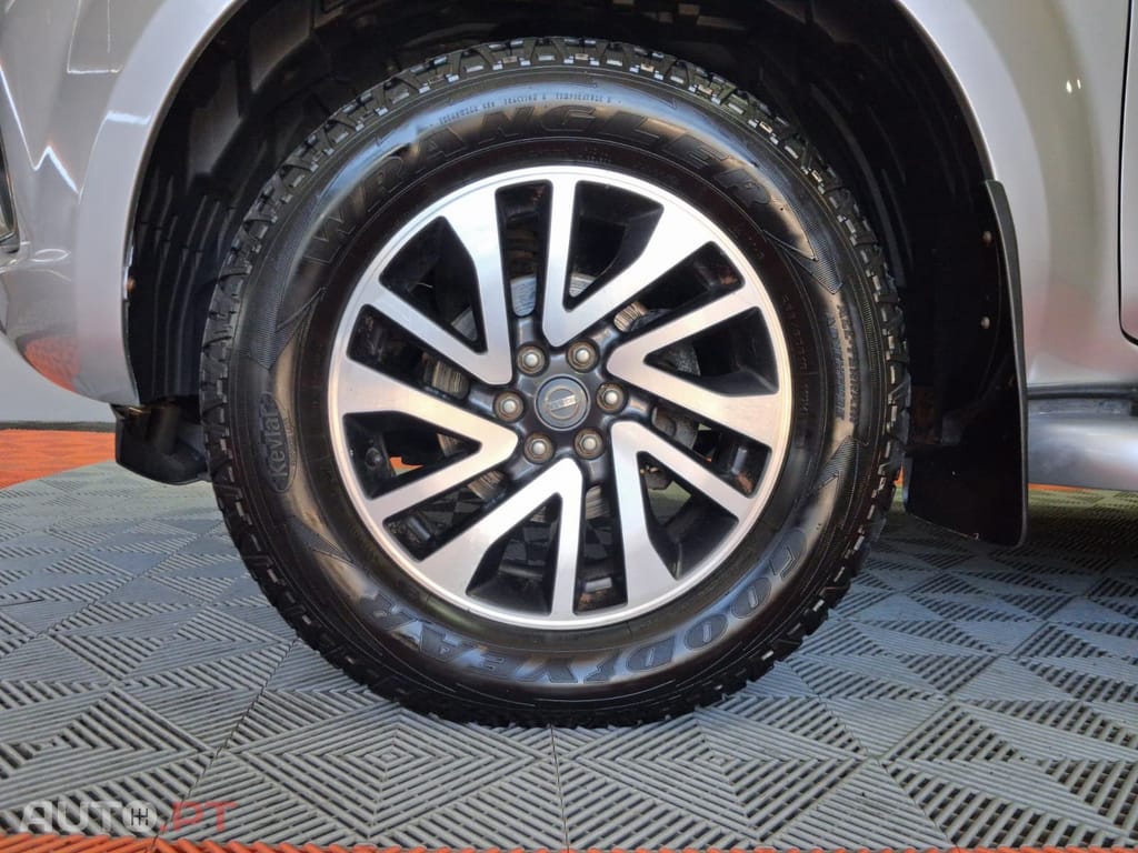 Nissan Navara 2.3 dCi CD 4WD N-Connecta