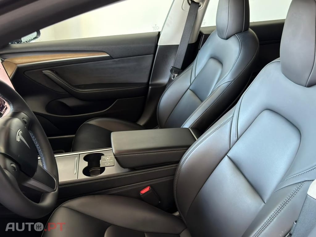 Tesla Model 3 Long Range Tração Traseira