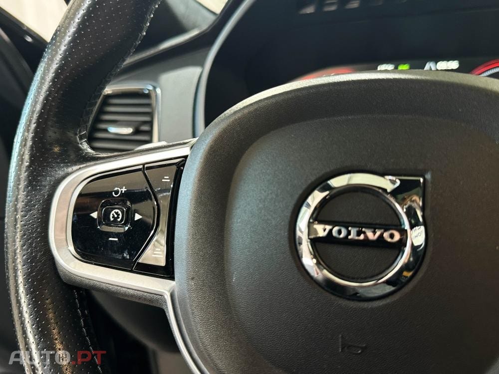 Volvo XC90 T8 AWD Twin Engine Geartronic Inscription