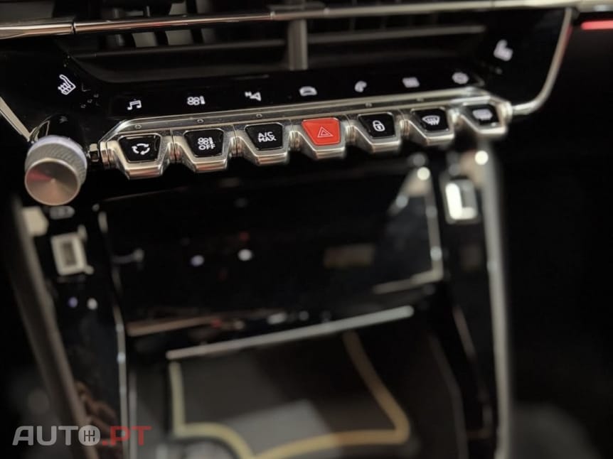 Peugeot 2008 1.2 PureTech GT EAT8