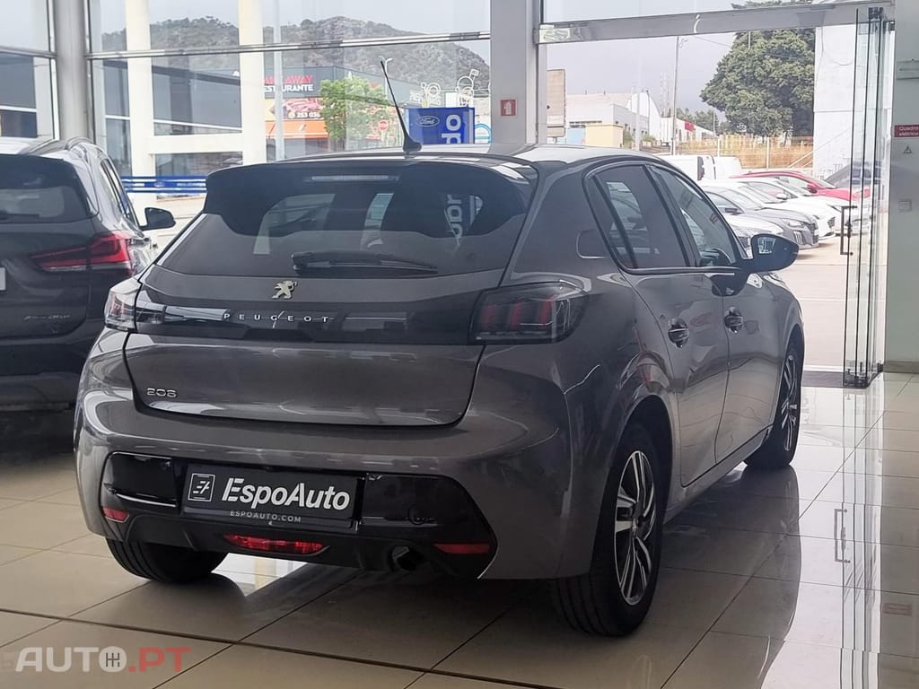 Peugeot 208 1.2 PureTech Allure Pack EAT8