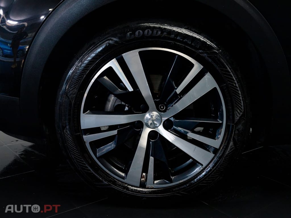 Peugeot 5008 1.5 BlueHDi Allure