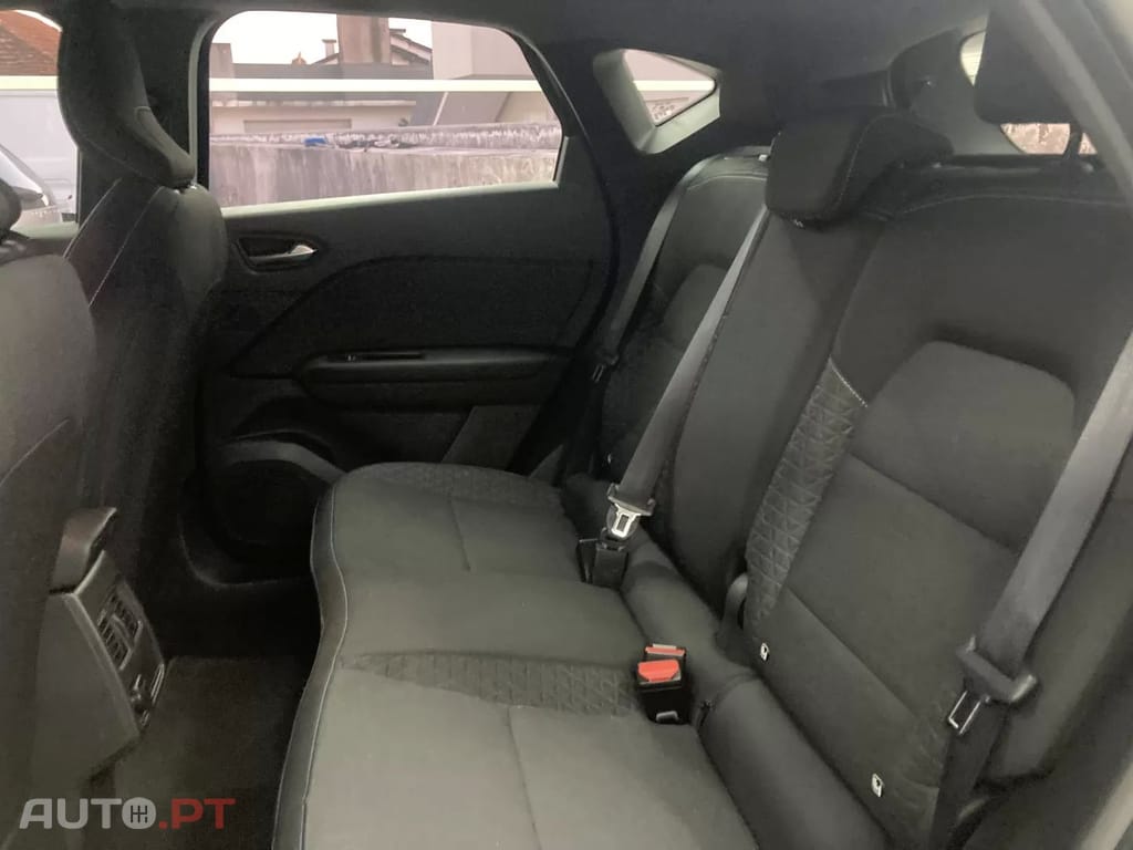 Renault Captur 1.6 E-Tech Full Hybrid Engineered