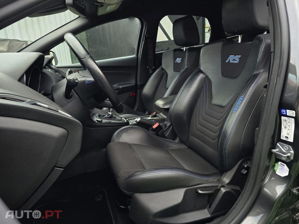 Ford Focus 2.3 EcoBoost RS Pack Performance