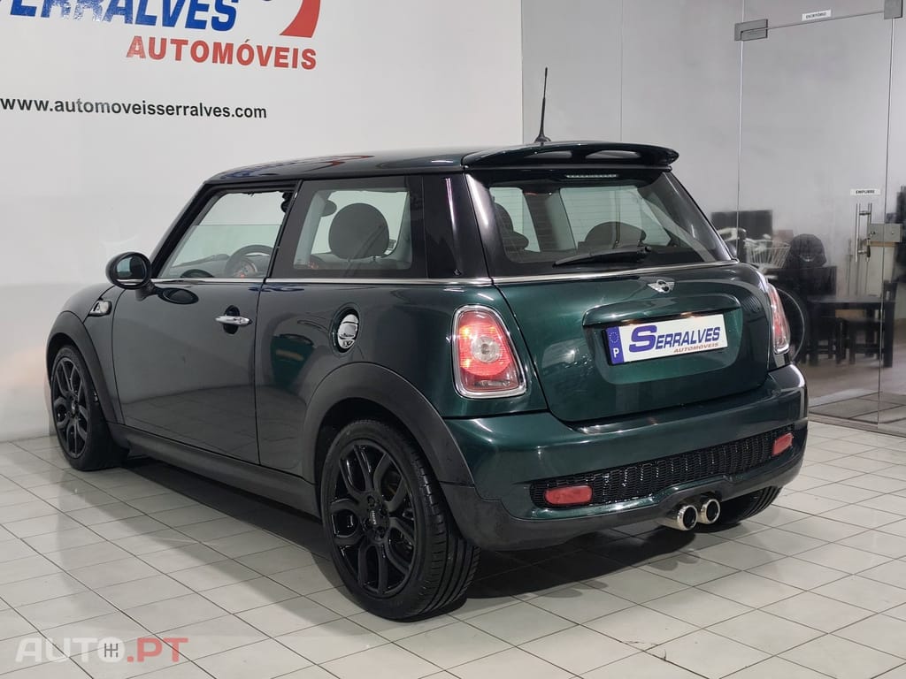MINI Cooper Cooper S
