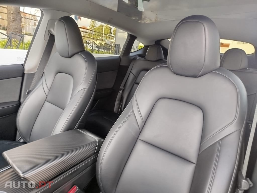 Tesla Model Y Tração Traseira