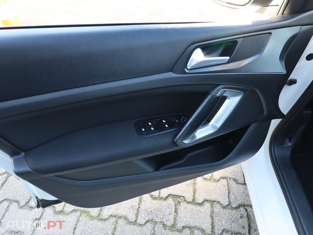 Peugeot 308 SW 1.6 BlueHDi Style