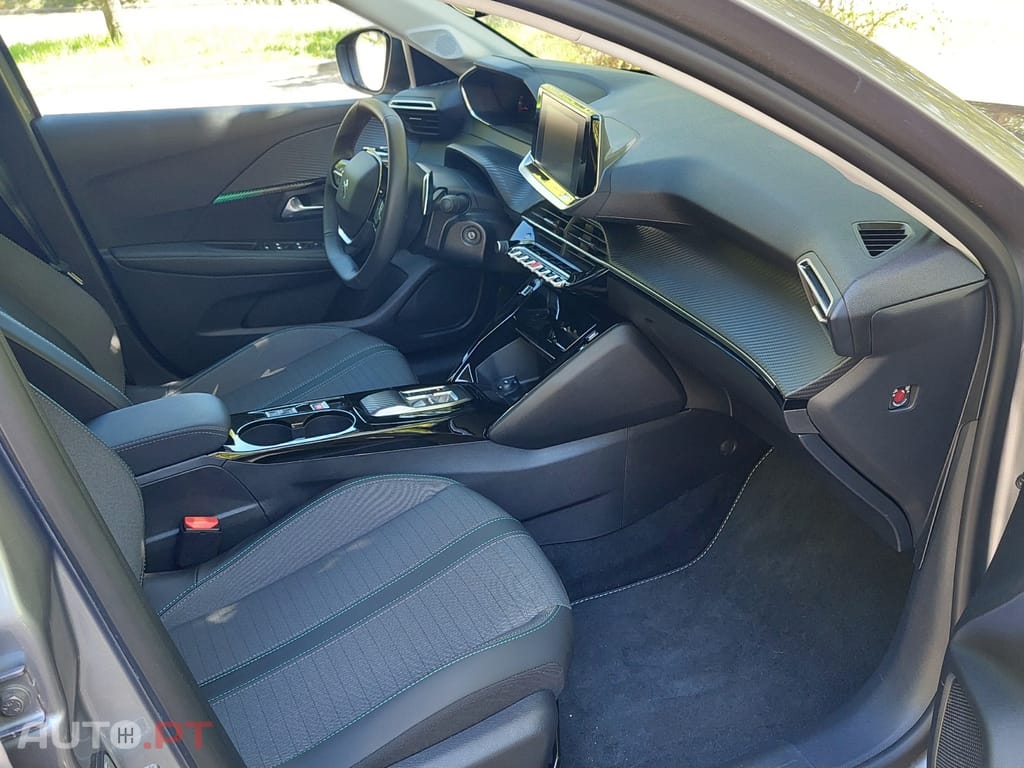 Peugeot 208 Allure 1.2