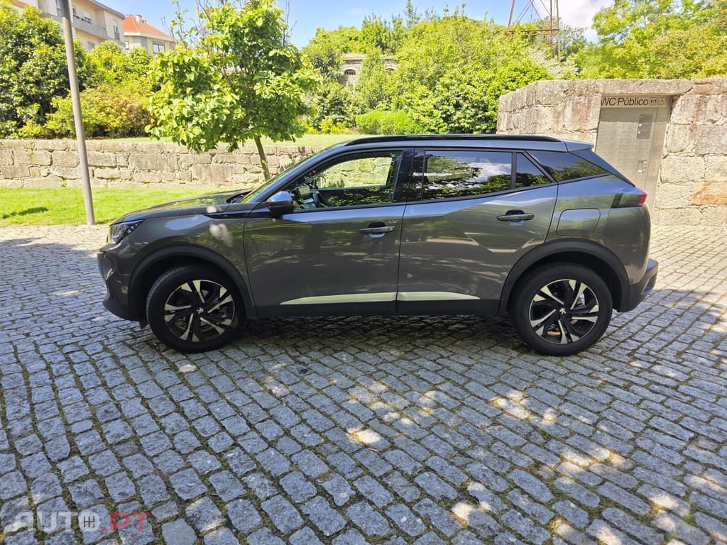 Peugeot 2008 1.2 PureTech Allure