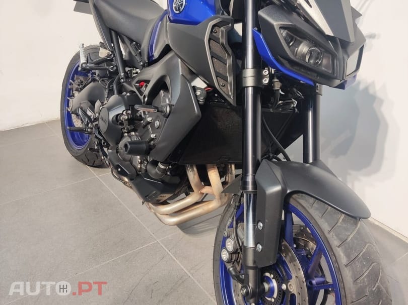 Yamaha MT-09 MT-09