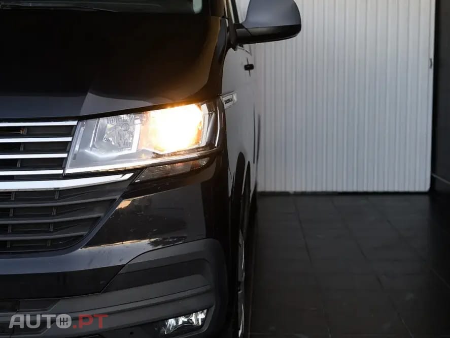 Volkswagen Caravelle 2.0 TDi CD Longa Extra AC