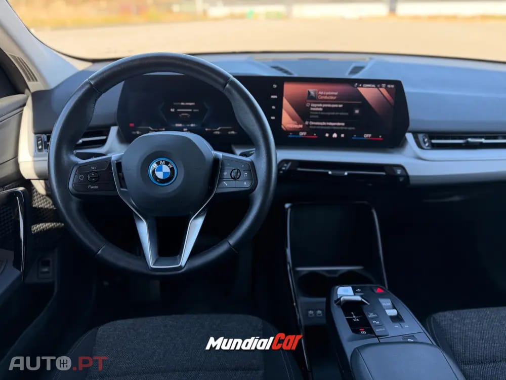 BMW iX2 eDrive20