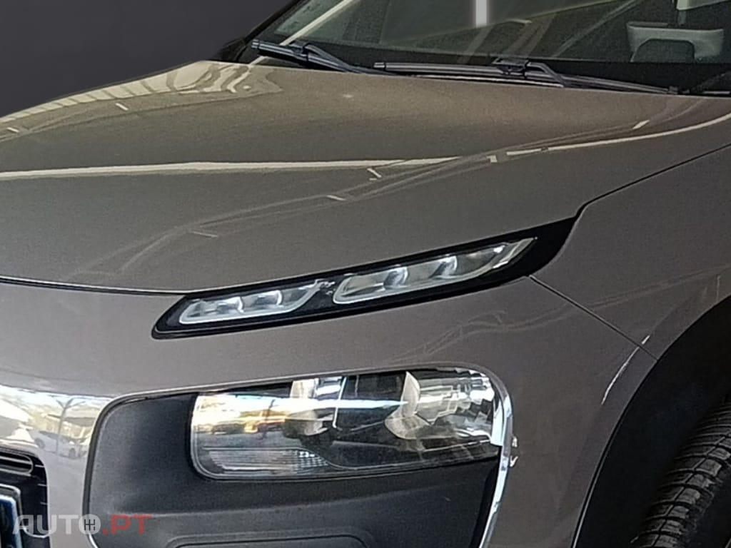 Citroen C4 Cactus 1.6 Blue-HDI Shine