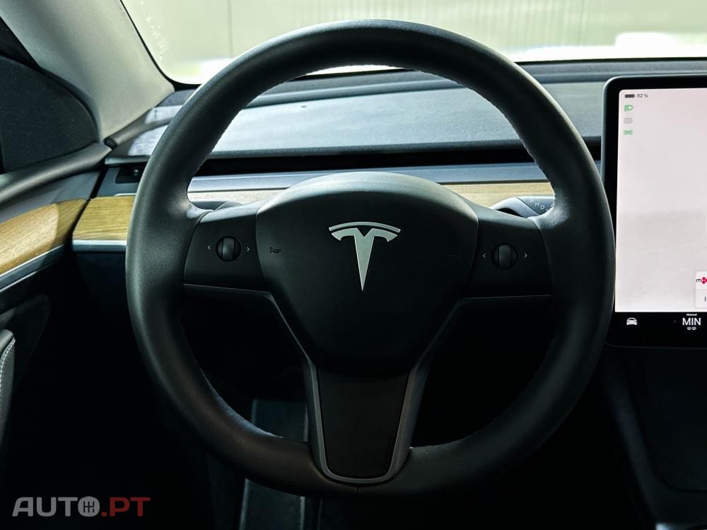 Tesla Model Y Long Range Dual Motor AWD