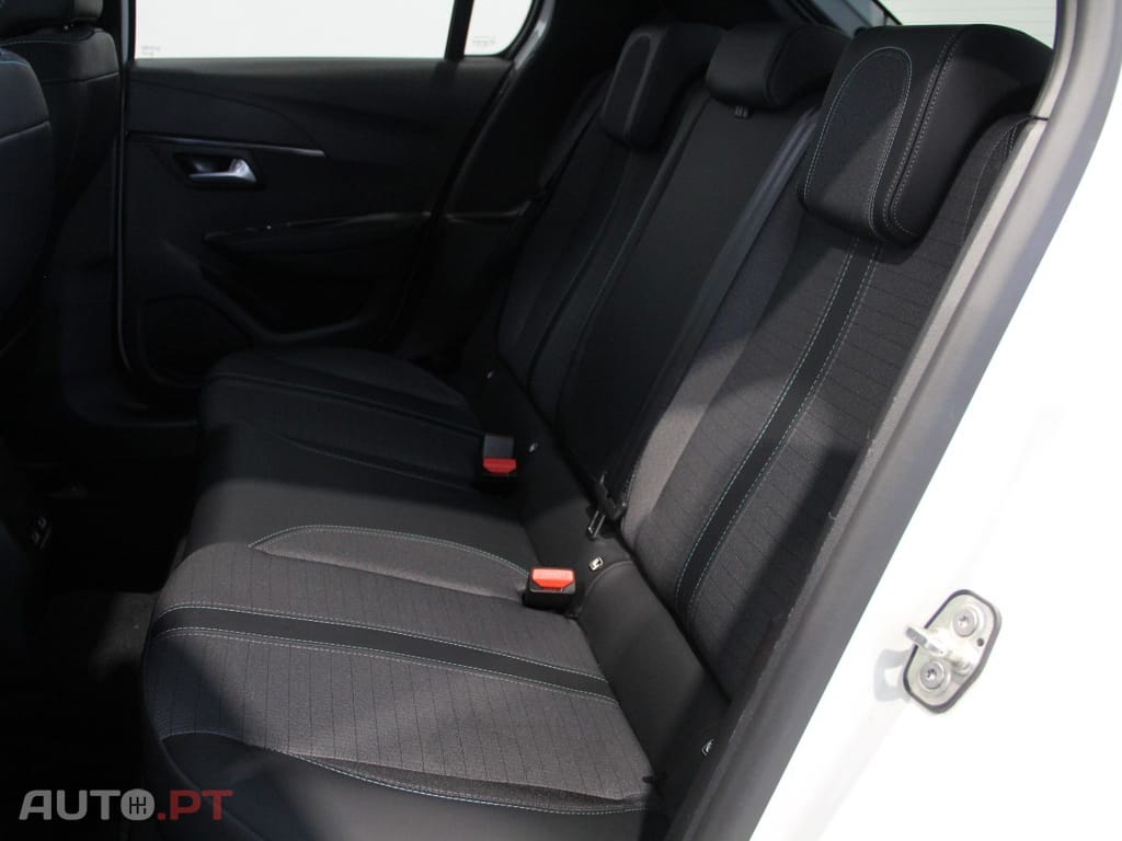 Peugeot E-208 50KWh Allure