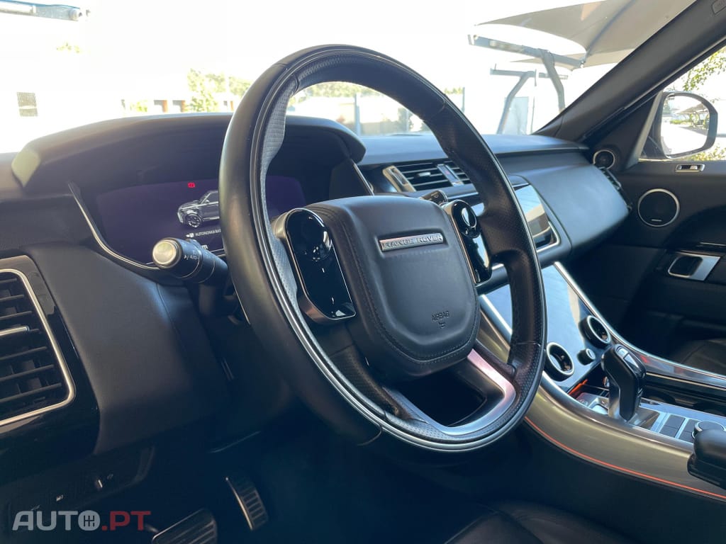 Land Rover Range Rover Sport P400e Hybrid SE