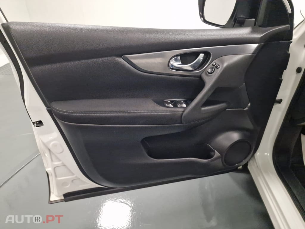 Nissan Qashqai 1.5 dCi N-Connecta