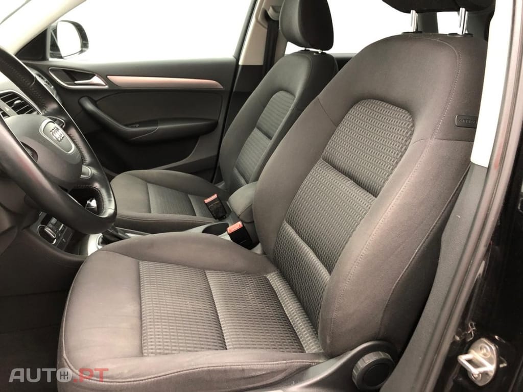 Audi Q3 2.0 TDi S Tronic Quattro Ambiente