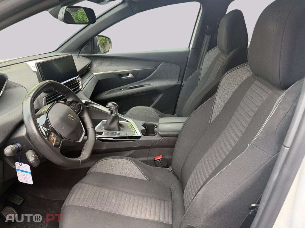 Peugeot 3008 1.2 PureTech Active Pack