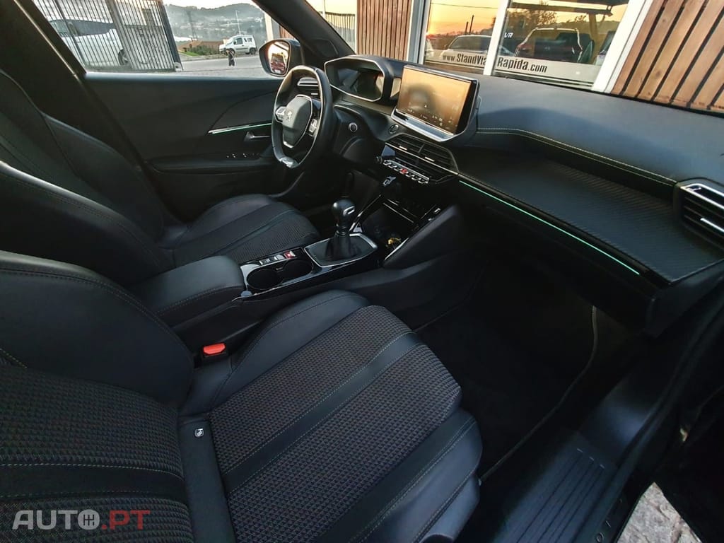 Peugeot 2008 1.2 PureTech GT