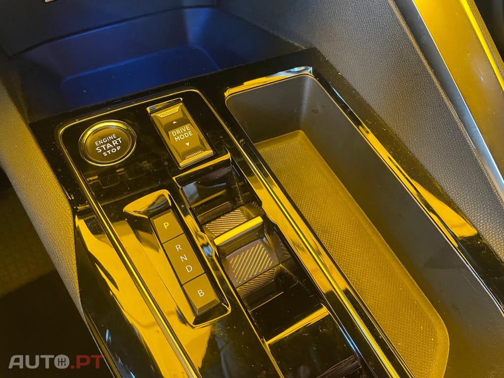 Peugeot 3008 1.6 Hybrid  Allure Pack