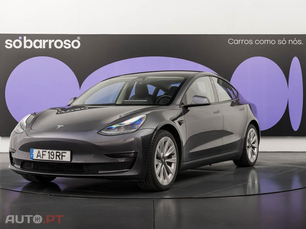 Tesla Model 3 Tração Traseira