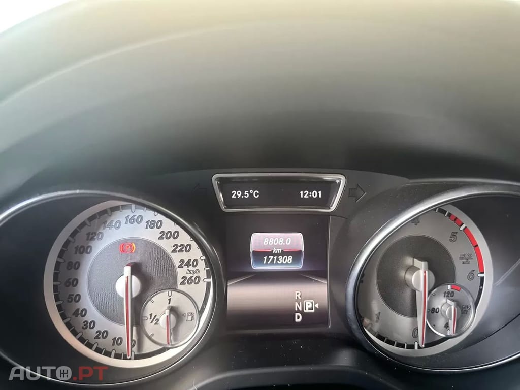 Mercedes-Benz CLA 220 d Shooting Brake Urban Aut.