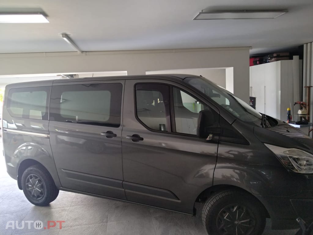 Ford Transit Custom FORD Transit Custom V362 Minibus (F3) 2.0 EcoBlue Diesel 130 cv / 96 kW