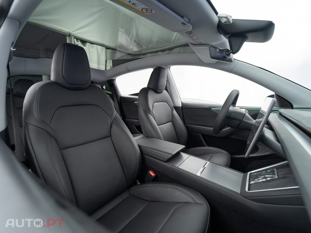 Tesla Model Y Long Range Tração Integral