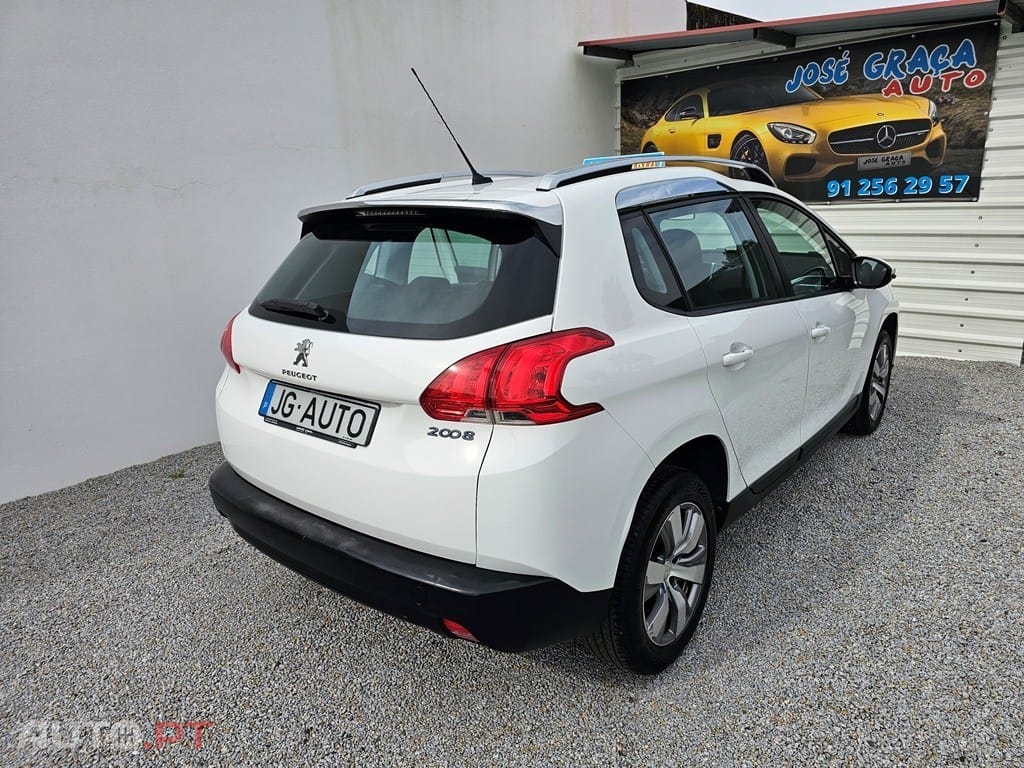 Peugeot 2008 1.2 PureTech Active