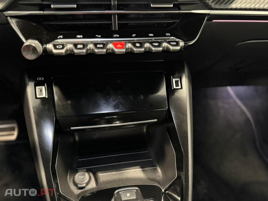 Peugeot 2008 1.5 BlueHDi GT EAT8