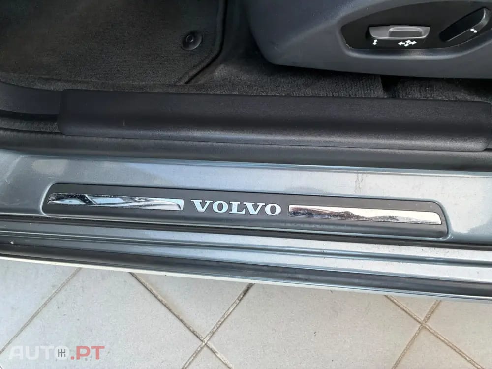 Volvo V60 Cross Country 2.0 D3 Summum Geartronic