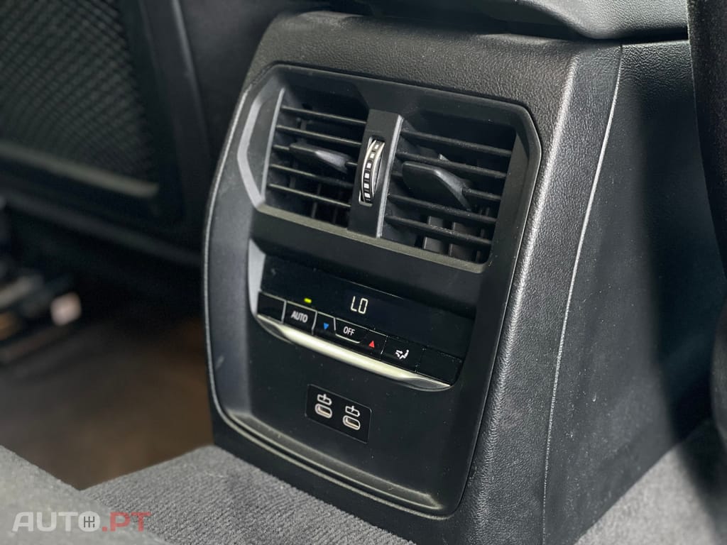 BMW 330 e Touring Corporate Edition Auto