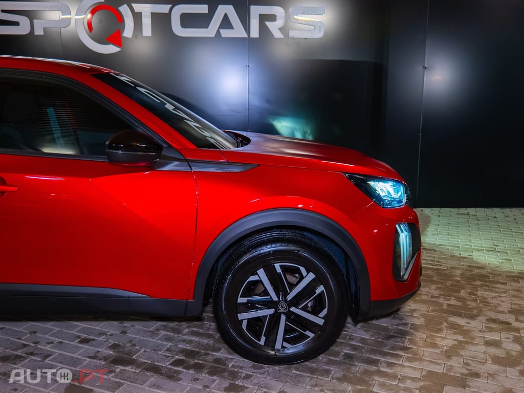 Peugeot 2008 1.2 PureTech Active Pack