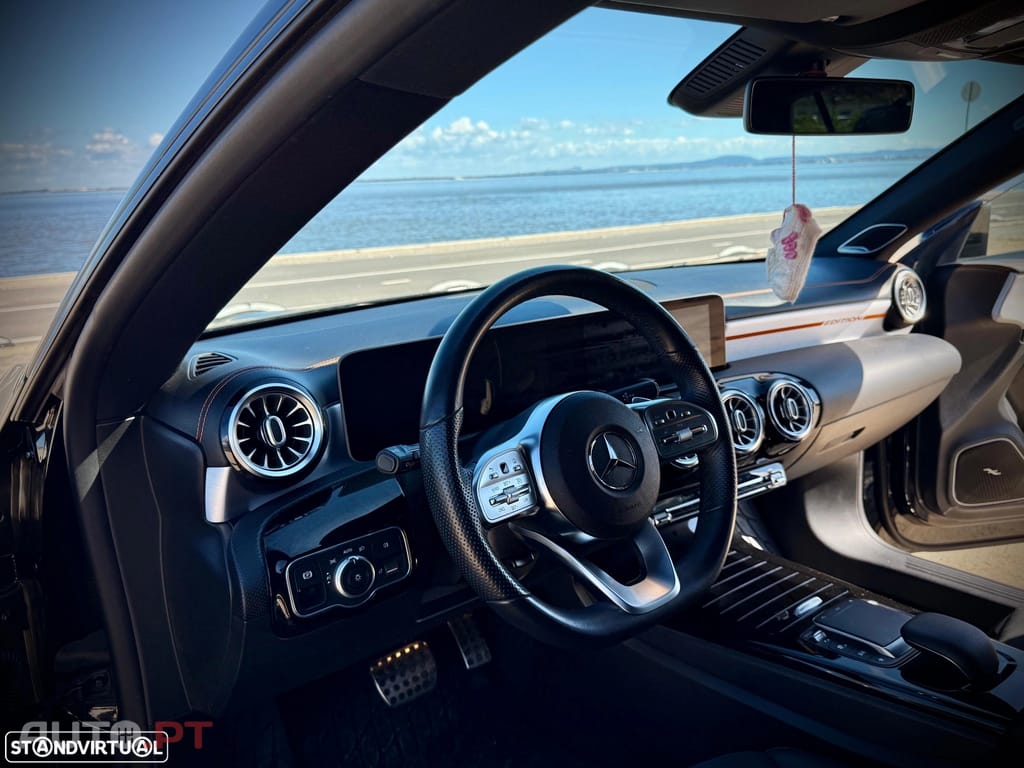 Mercedes-Benz CLA 200 shooting Brake AMG Line Aut. Orange edition