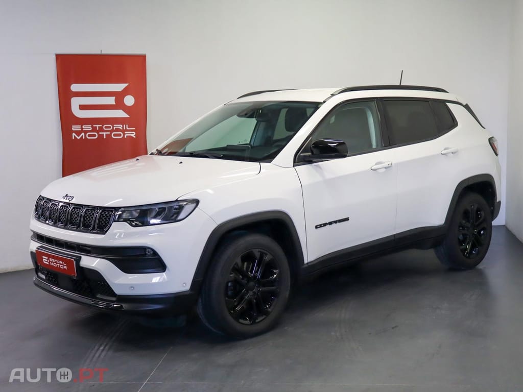 Jeep Compass 1.3 T Night Eagle