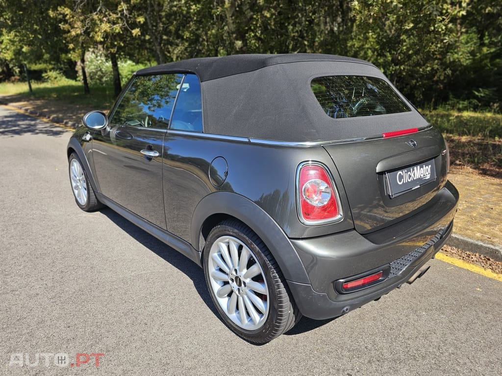 MINI Cabrio John Cooper Works