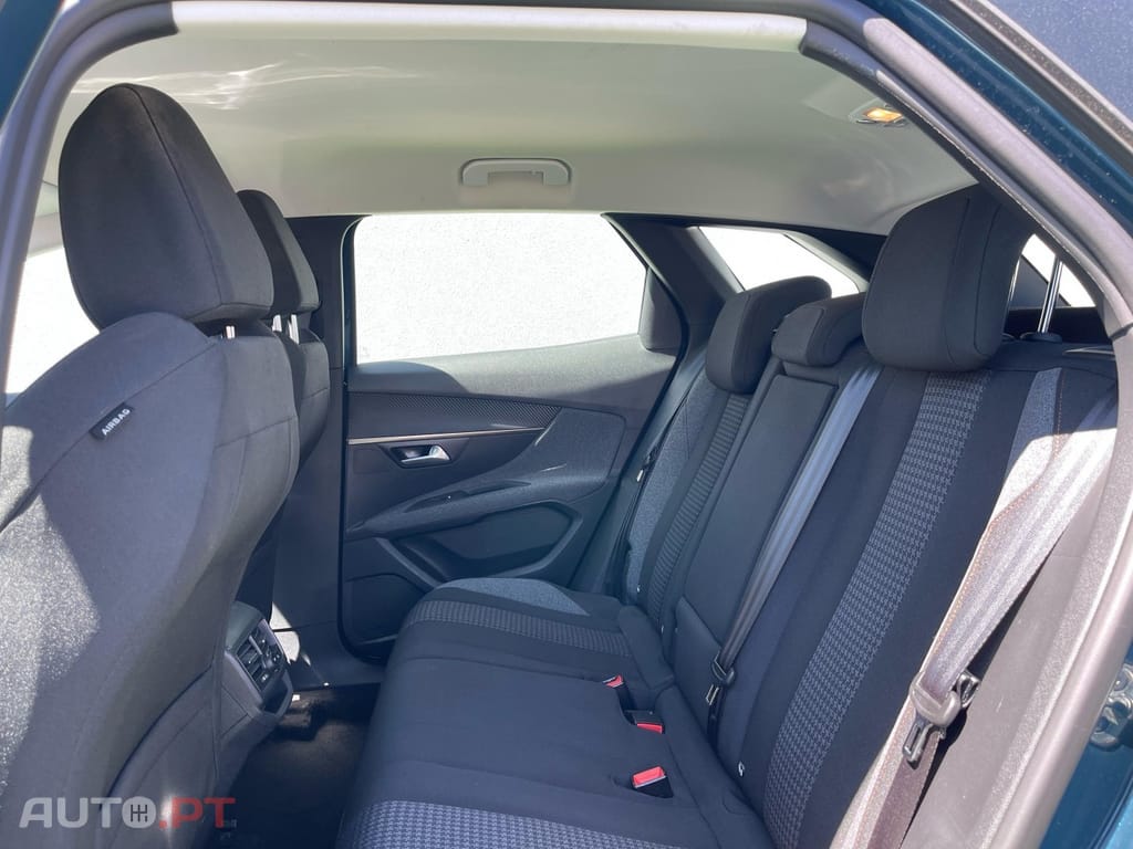 Peugeot 3008 BlueHDi 130 Stop & Start EAT8 Active Pack