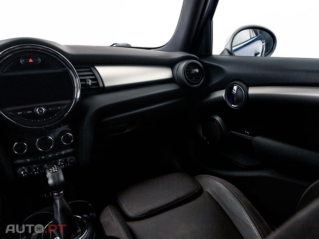 MINI Cooper Cooper D Auto