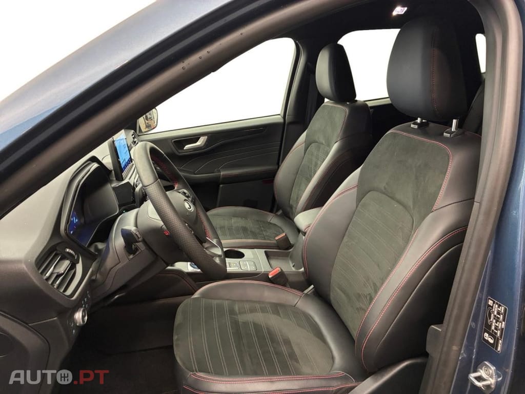 Ford Kuga 2.5 Powershift PHEV ST-Line X