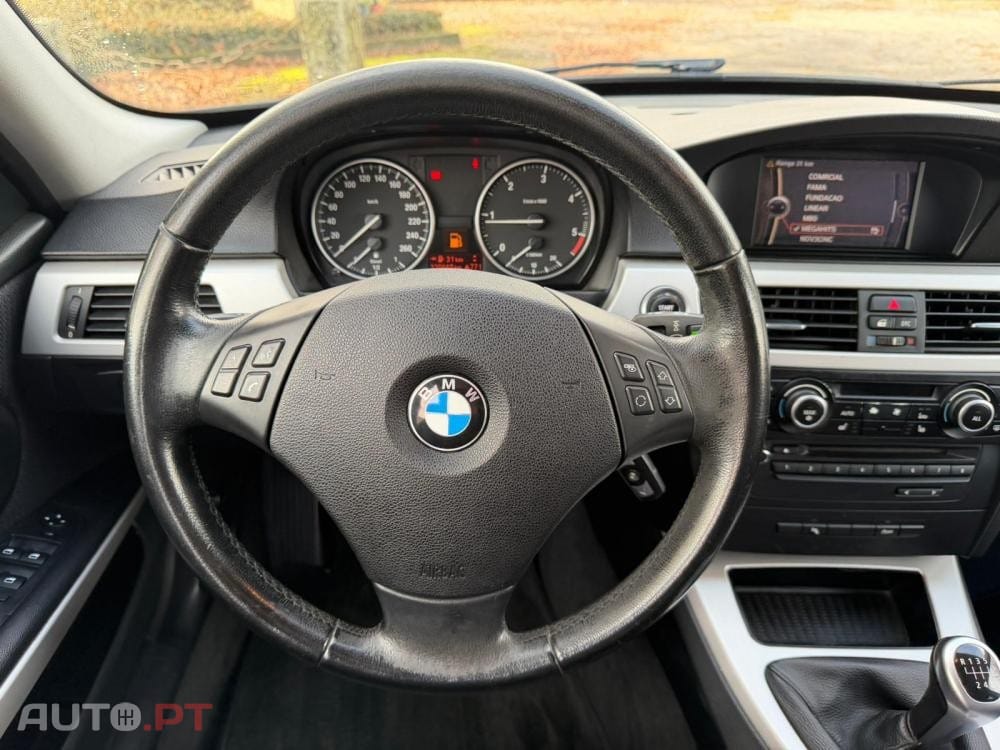 BMW 318 d Touring Line Sport