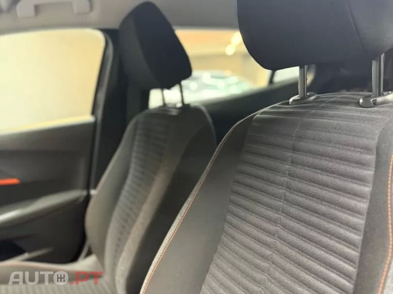 Peugeot 2008 1.2 PureTech Style