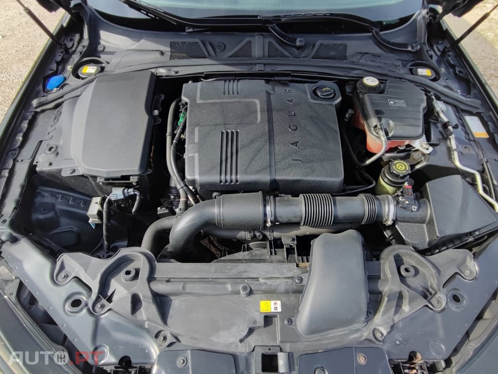 Jaguar XF 2.2 D Luxury 139g