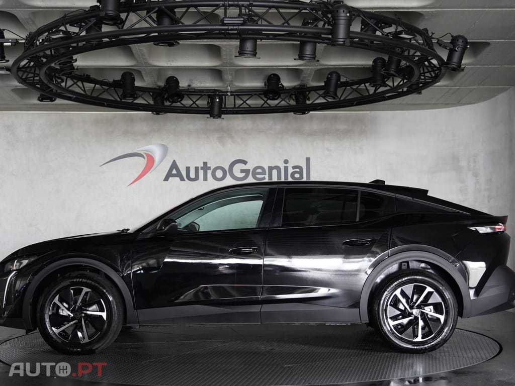 Peugeot 408 1.2 PureTech Allure EAT8