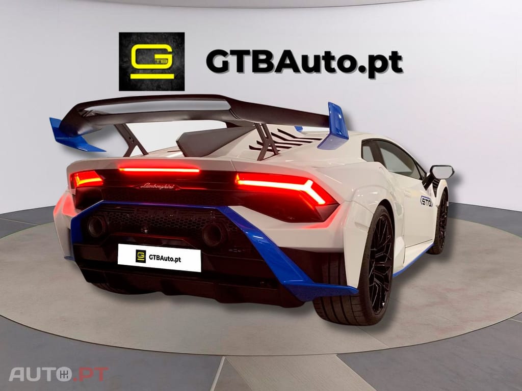 Lamborghini Huracán STO