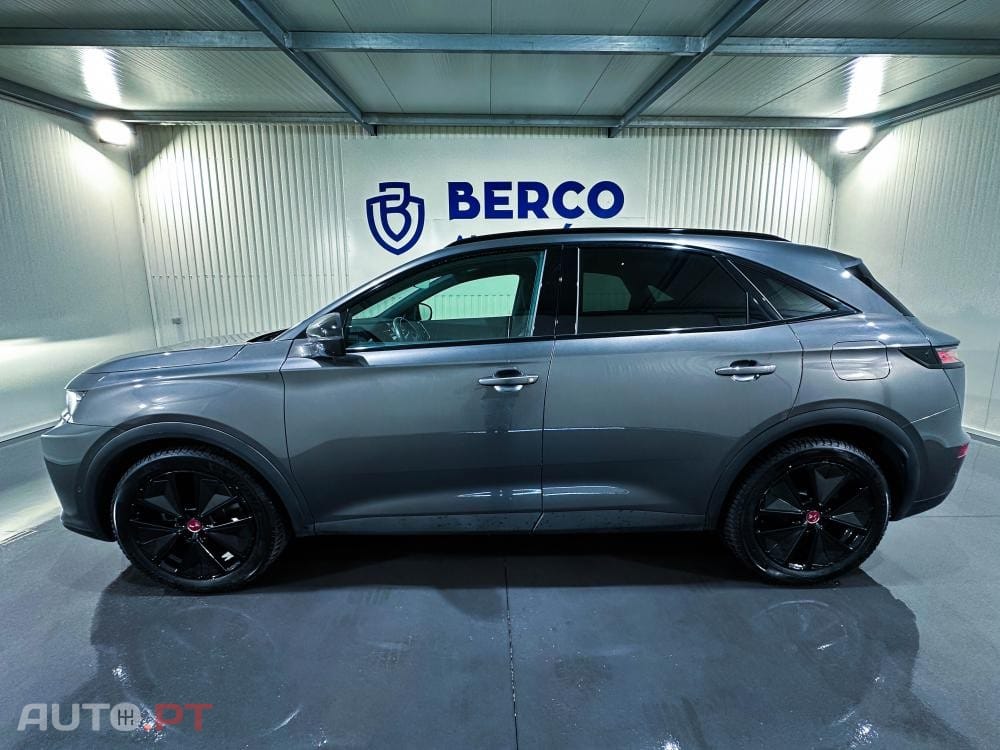 DS DS7 Crossback E-Tense Performance Line EAT8