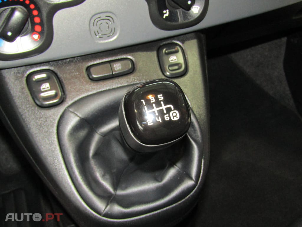 Fiat Panda 1.0 Hybrid Cross