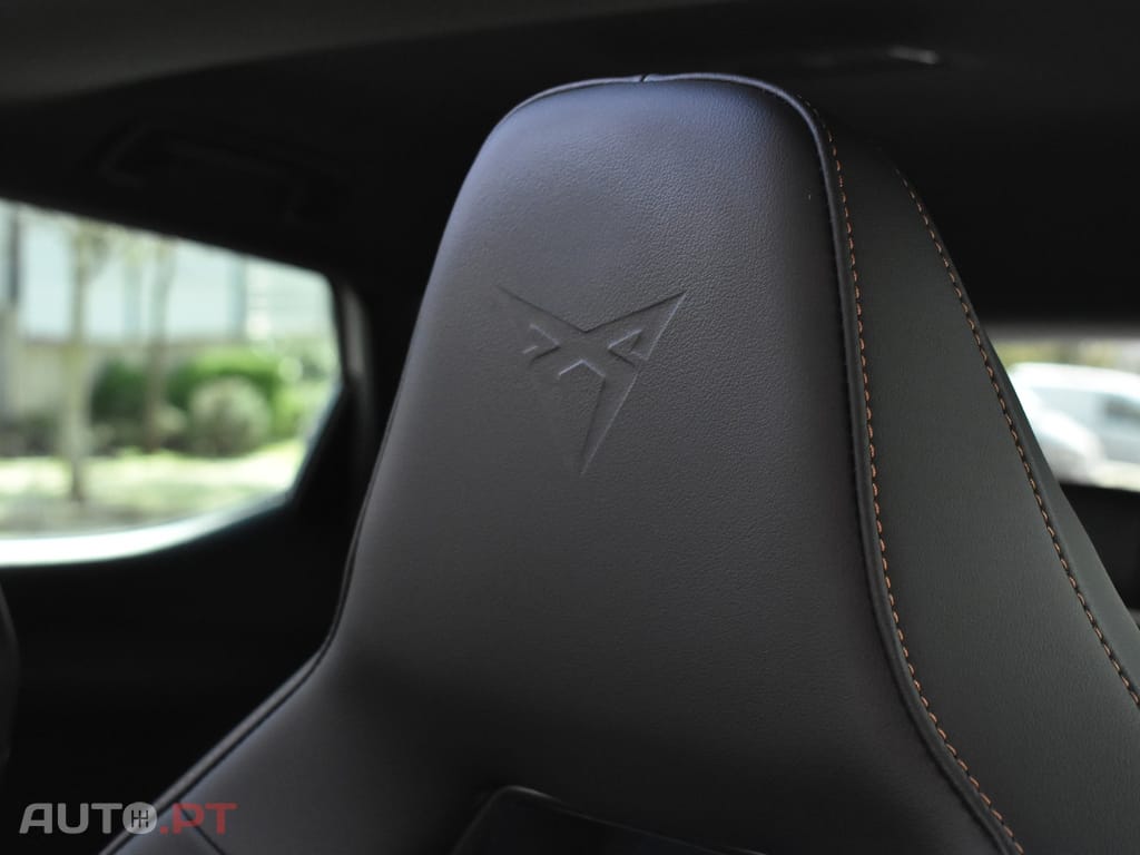 Cupra Leon 1.4 e-Hybrid Cupra DSG VZ